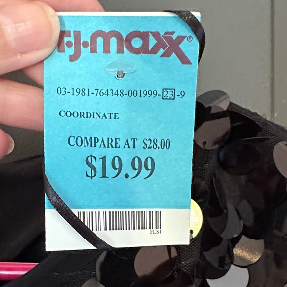 Rachel Zoe Elegant Black Top - Picture 3 of 4